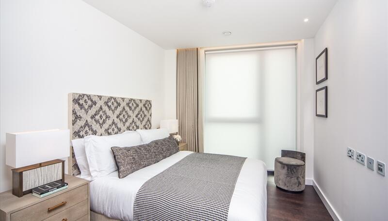 4 Thornes House, 6-8 Charles Clowes Walk, London